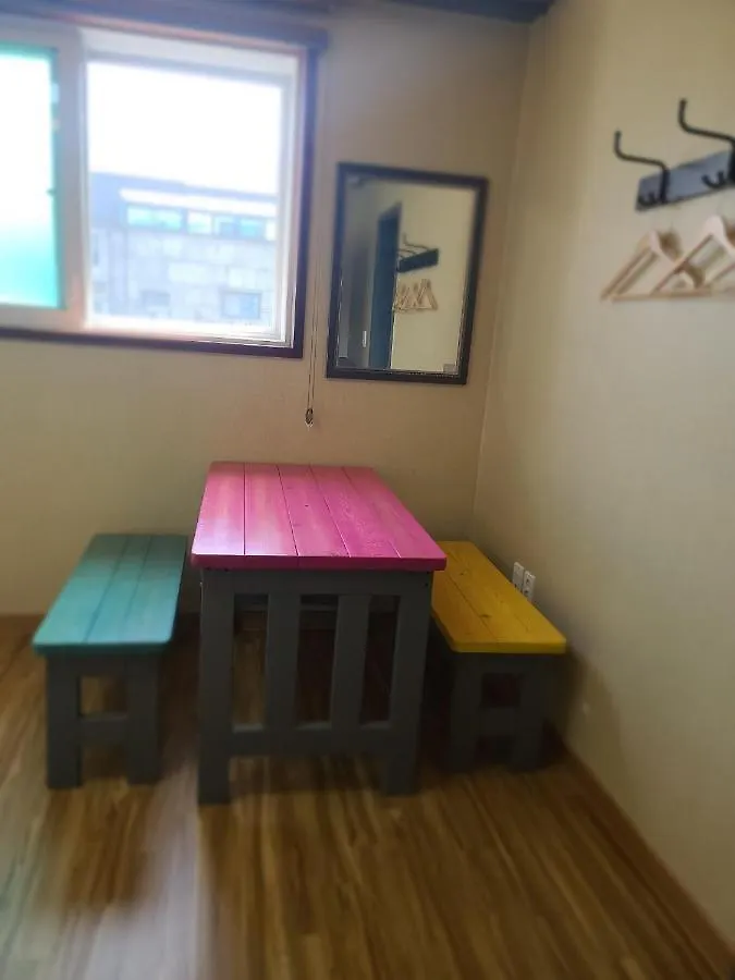 TreehouseUnseo GuestHouse Incheon Gæstehus